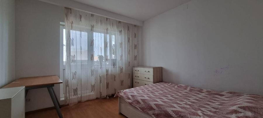 Apartament cu 4 camere decomandat, mobilat în Timpuri Noi