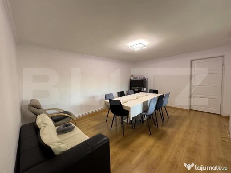Casă cu 6 camere cu Teren 2500 Mp în Central