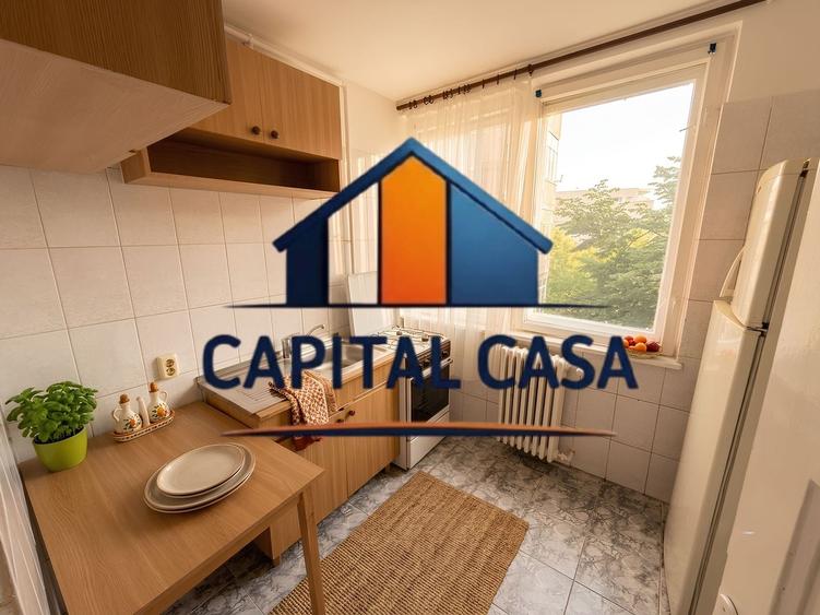 Apartament cu 2 camere semidecomandat în Gara de Nord