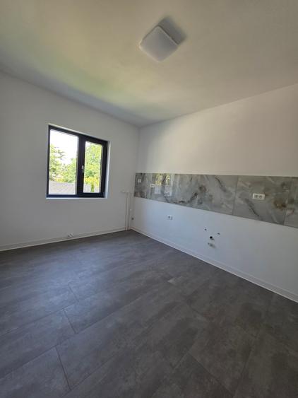 Casă individuală cu 3 camere cu Canalizare în Valu lui Traian