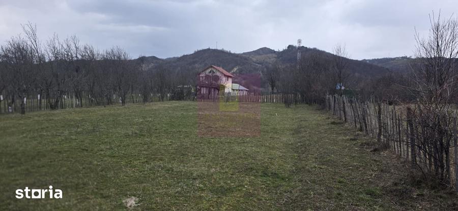 Teren de 734 mp, în Brebu