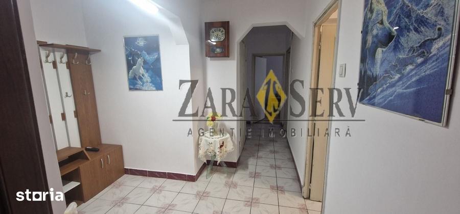 Apartament cu 3 camere decomandat în Vest
