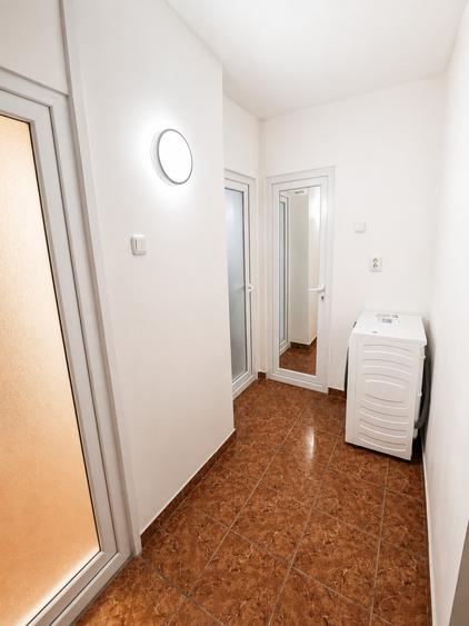 Garsonieră decomandată în Mazepa 1