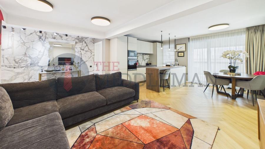 Apartament cu 4 camere semidecomandat, mobilat în Nord