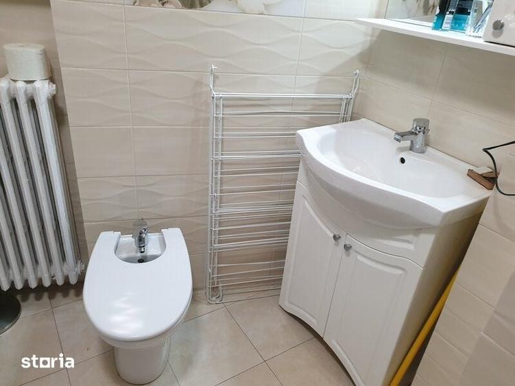 Apartament cu 3 camere semidecomandat în Ștefan cel Mare