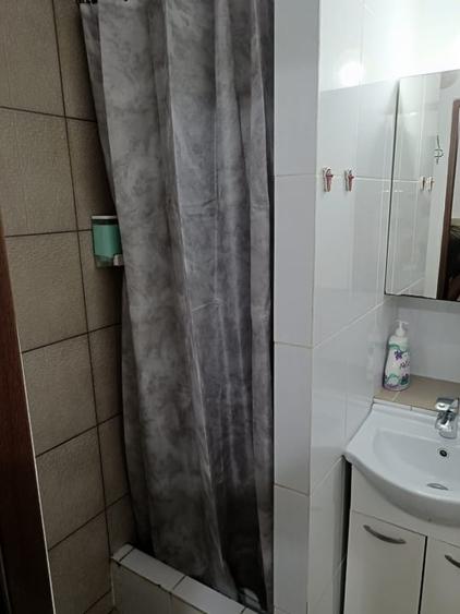 Apartament cu 3 camere decomandat, mobilat în Nord-Est