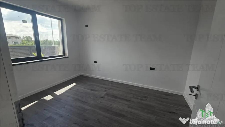 Casă cu 4 camere cu Teren 400 Mp în Țegheș