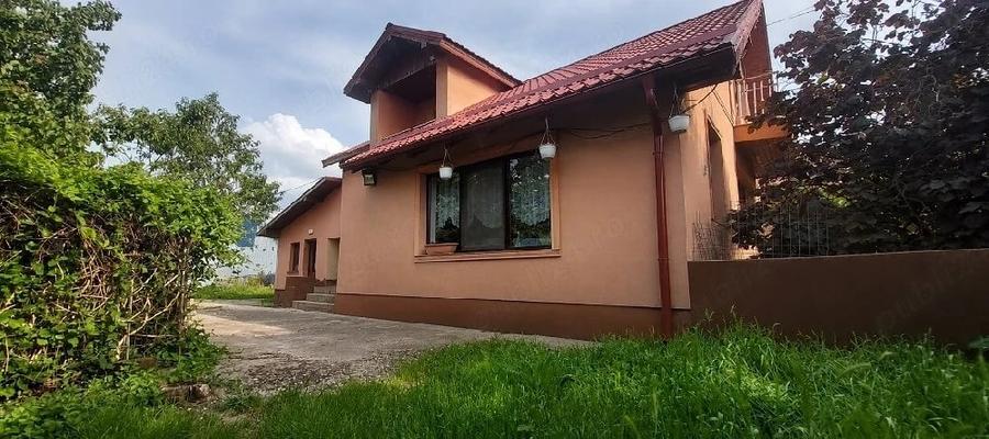 Casă cu Teren 1500 Mp în Șag
