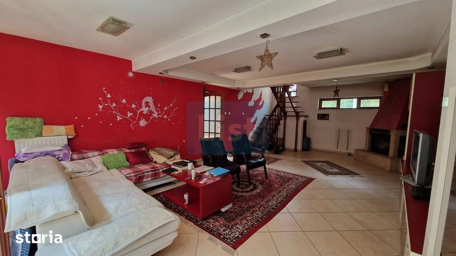 Casă cu 3 camere cu Teren 2000 Mp în Firiza