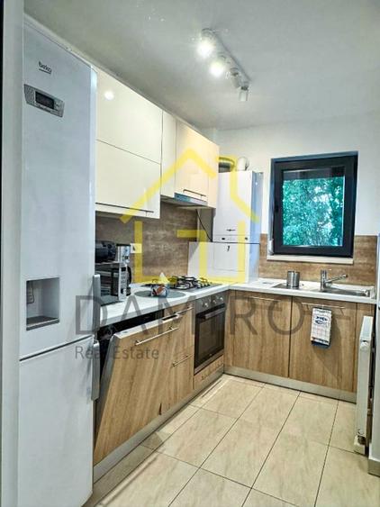 Apartament cu 2 camere semidecomandat în Banu Manta