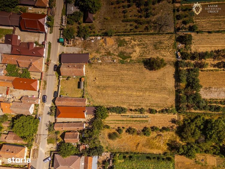 Casă cu 3 camere cu Teren 2195 Mp în Central