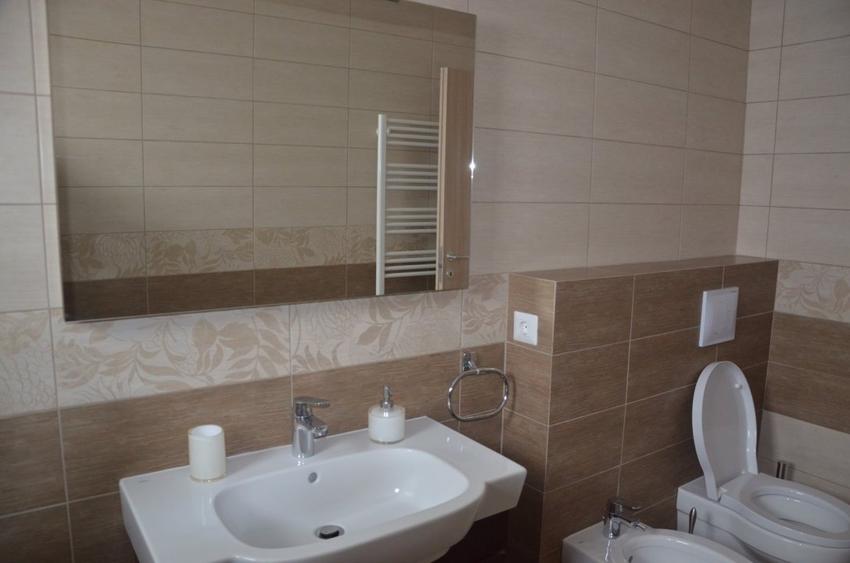 Apartament cu 3 camere decomandat, mobilat în Grădina Icoanei