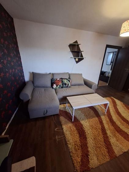Apartament cu 2 camere decomandat în 9 Mai