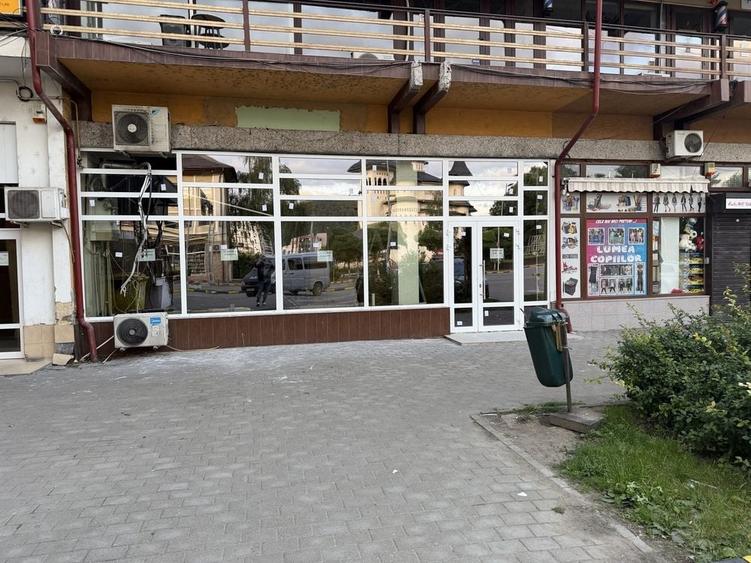 Spațiu comercial, de 140 mp, în Central
