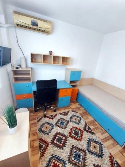 Ap. 2 camere, 4 min. metrou 1 Dec., loc parcare, proprietar - 3