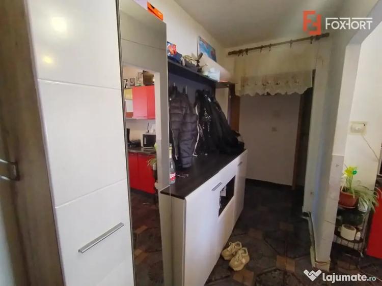 Apartament cu 2 camere decomandat în Soarelui