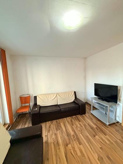 Apartament 3 camere Vasile Aron - 2