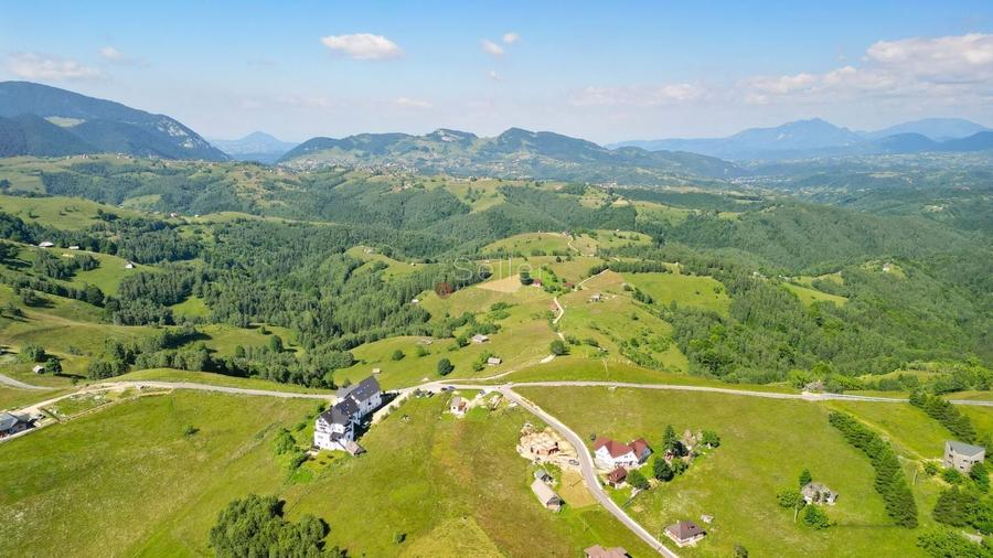 Teren Construcții intravilan de 13000 mp, în Șirnea
