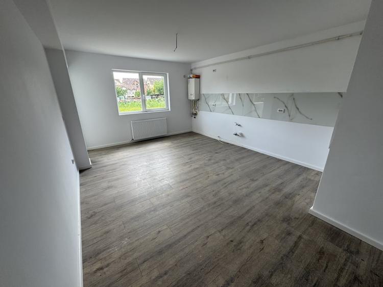Apartament cu 2 camere decomandat în Sud