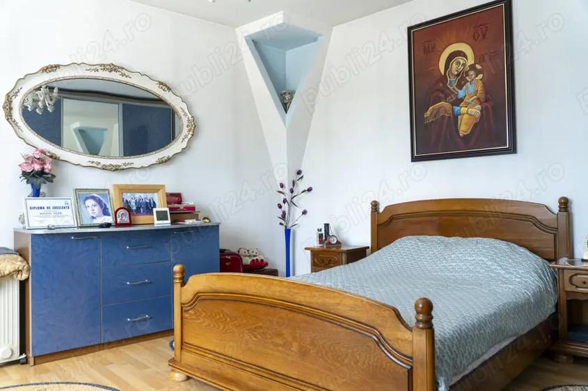 Casă cu 6 camere cu Teren 420 Mp în Central