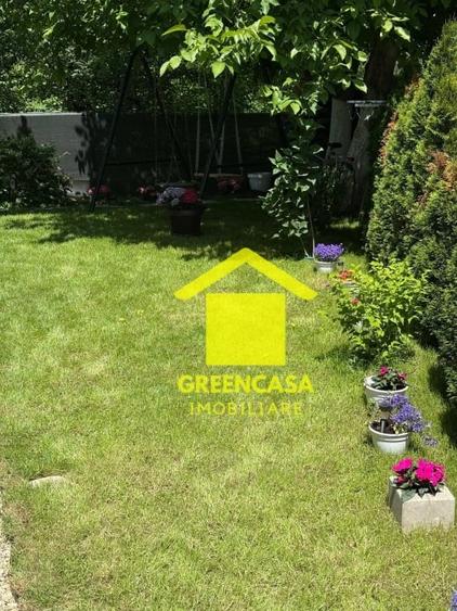 Duplex cu 4 camere cu Canalizare în Florești