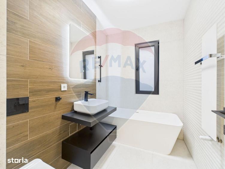 Casă cu 4 camere în Ostratu