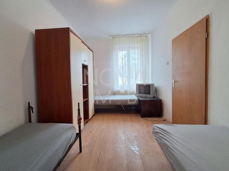 Casă individuală cu 5 camere cu Canalizare în Trei Stejari