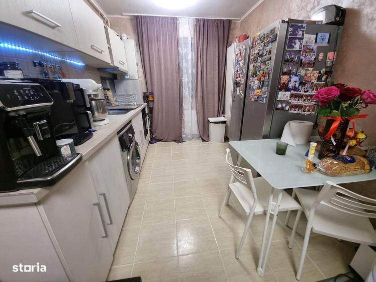 Apartament cu 2 camere decomandat, mobilat în Central — fotografia 3