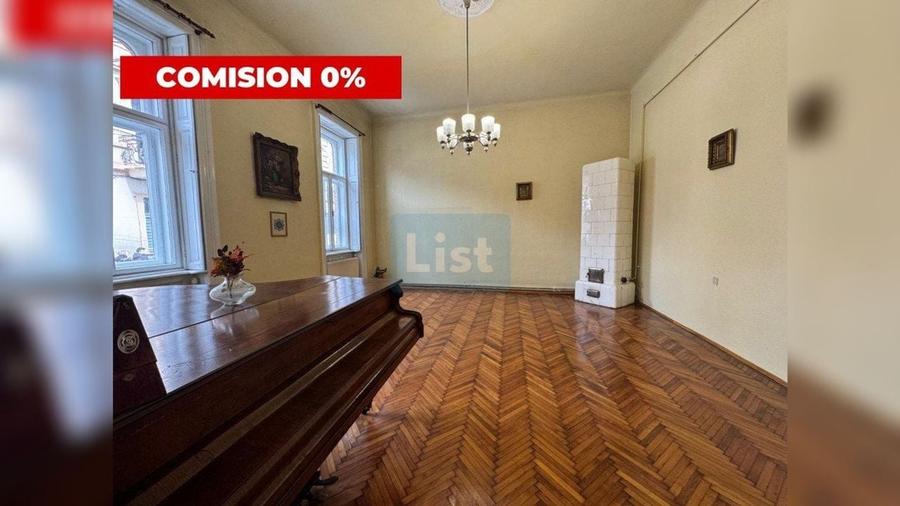 Apartament cu 3 camere semidecomandat în Central
