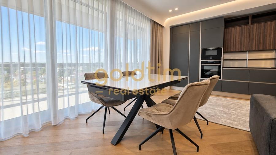 Apartament cu 3 camere semidecomandat, mobilat în Iancu Nicolae
