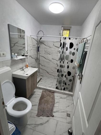 Apartament cu 3 camere decomandat în Sânmartinu Sârbesc