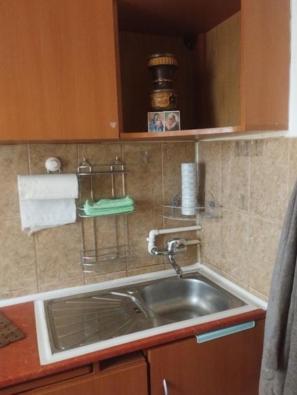 Garsonieră în Vest