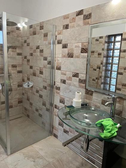 Casă cu 4 camere cu Teren 547 Mp în Corbeanca