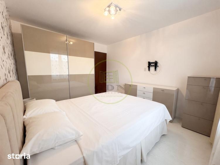 Apartament cu 4 camere semidecomandat în Crângași