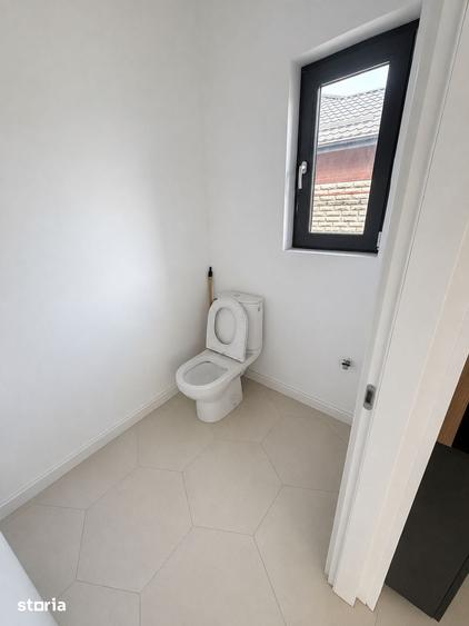 Casă cu 3 camere cu Teren 332 Mp în Tunari