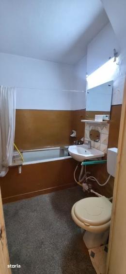 Apartament 2 camere semidecomandat 45,5 mp utili + balcon 10,1 mp - 11