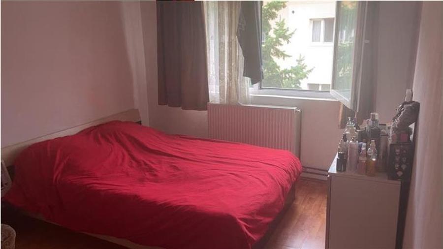 Apartament cu 2 camere decomandat, mobilat în Dâmbovița
