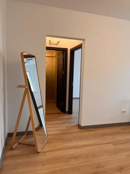 Apartament cu 2 camere semidecomandat în Domenii
