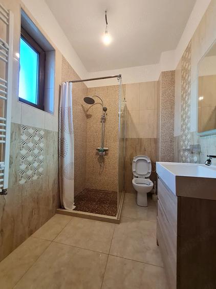 Casă cu Teren 500 Mp în Central