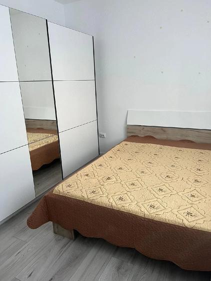 Apartament cu 2 camere decomandat în Florești