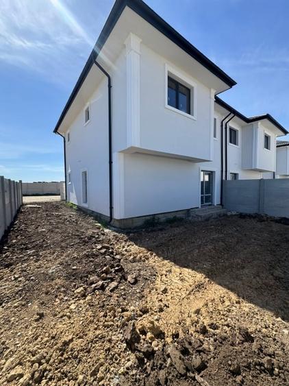 Duplex cu 4 camere cu Canalizare în Bragadiru