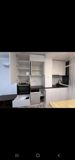 Apartament cu 3 camere decomandat în Berceni