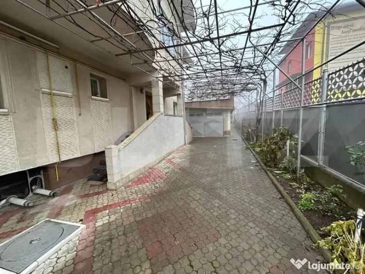 Casă cu 4 camere cu Teren 300 Mp în Burdujeni