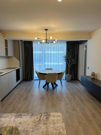 Apartament cu 2 camere semidecomandat în Sopor