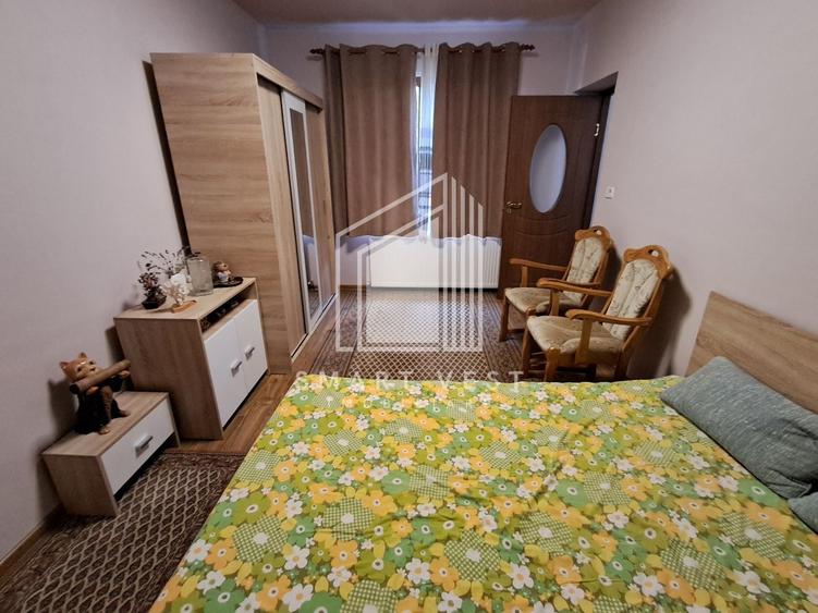 Casă individuală cu 5 camere cu Canalizare în Ambud