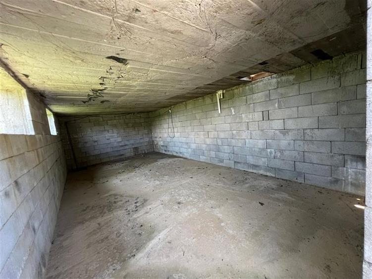 Casă individuală cu 5 camere cu Teren 4316 Mp în Petreu