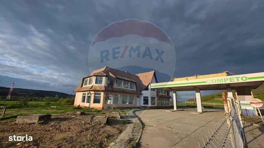 Spațiu comercial, de 400 mp, în Dupuș