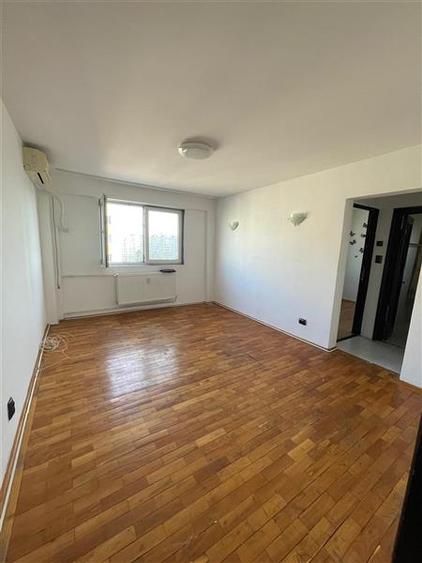 Apartament cu 2 camere semidecomandat în Pantelimon