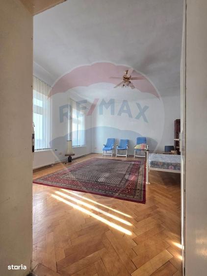 Casă cu 4 camere în Ultracentral