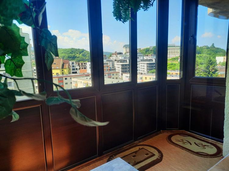 Apartament cu 2 camere decomandat în Centrul Civic